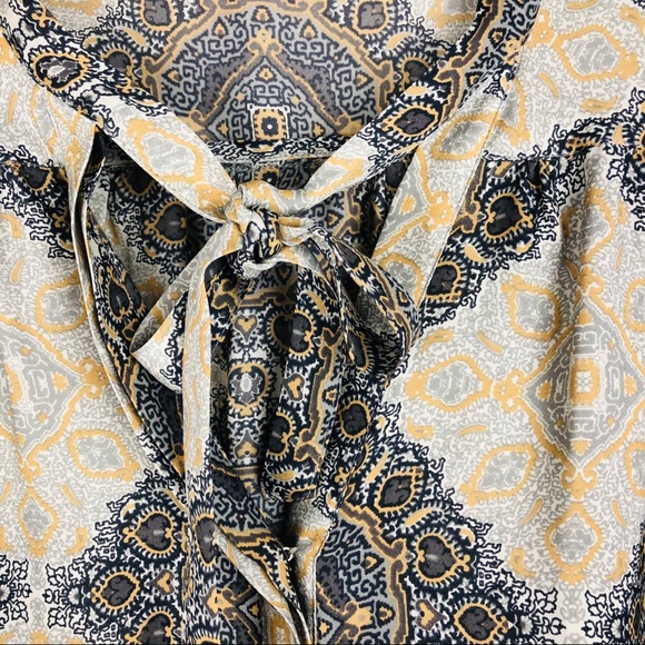 Joie grey gold 100% silk button front tie blouse - Picture 6 of 11